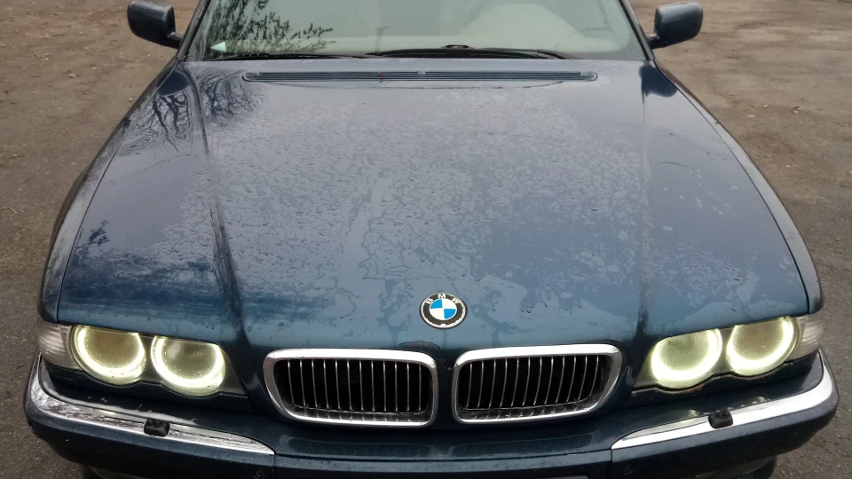 BMW 7 series синій металік