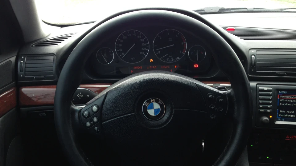BMW 7 series Spacecraft 740 d ))) 5