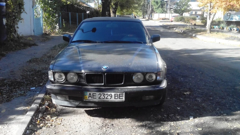 BMW 7 series Танк 3
