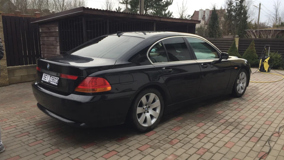 BMW 7 series у майбутньому ідеал 3