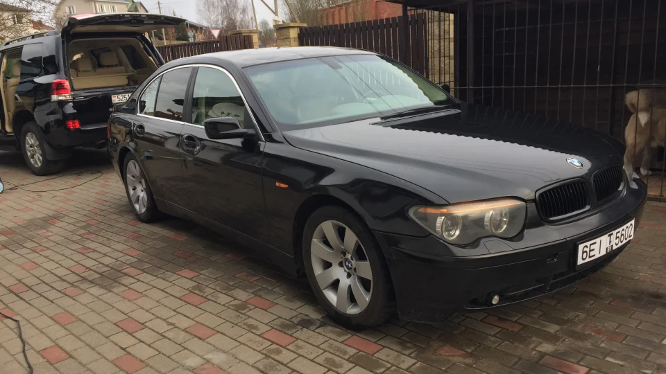 BMW 7 series у майбутньому ідеал 4