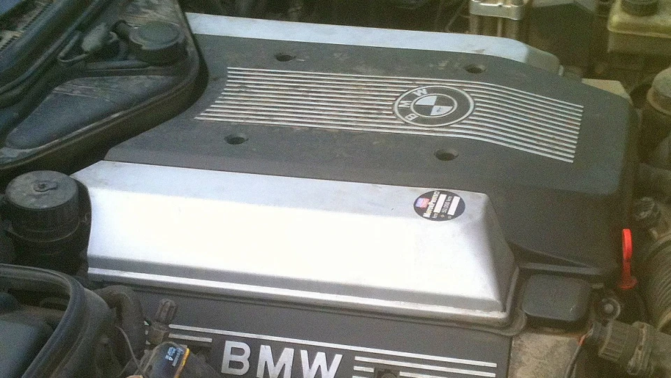 BMW 7 series V8 2