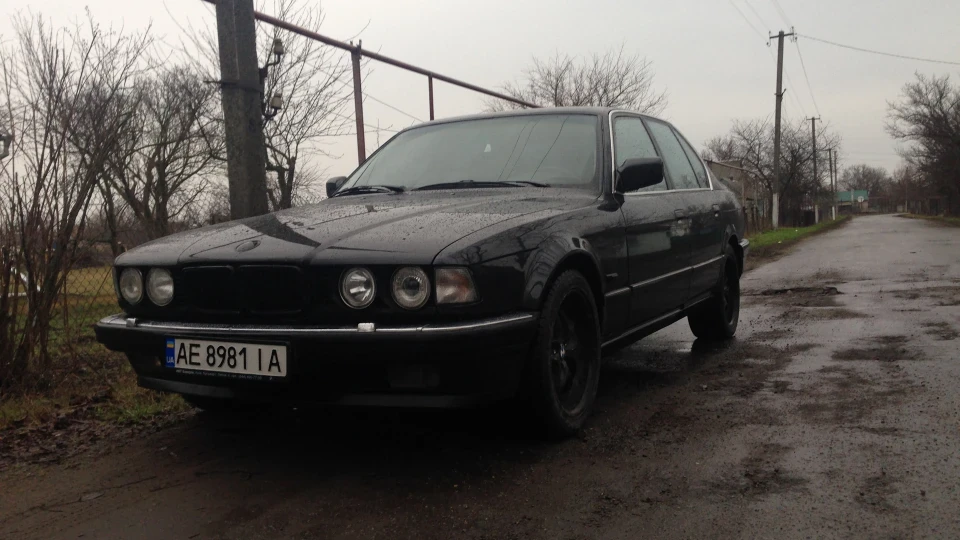 BMW 7 series v8 3