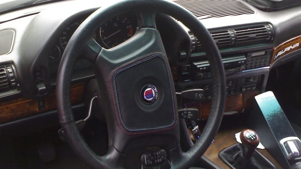 BMW 7 series Хижий дельфін 3