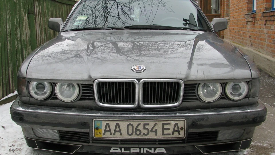 BMW 7 series Хижий дельфін 4