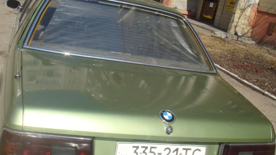 BMW 7 series Зелена Акула 3