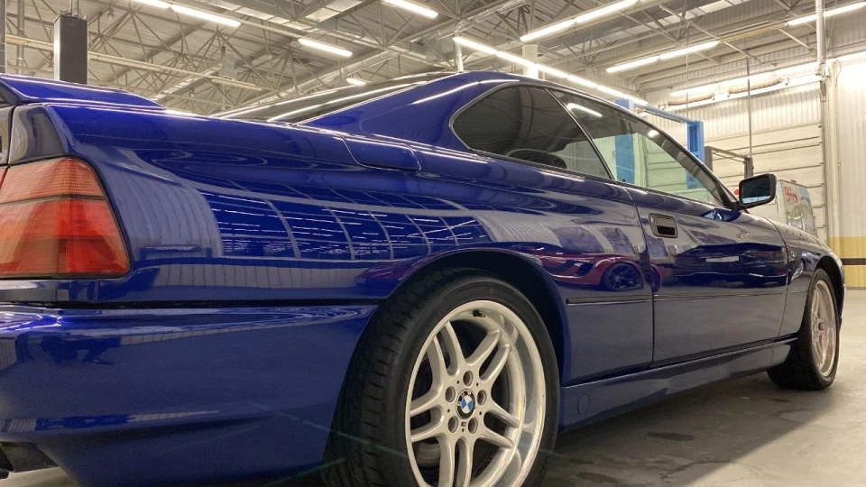 BMW 8 series 5
