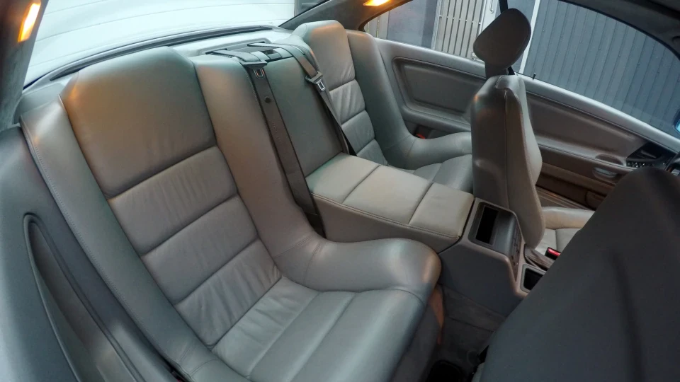 BMW 8 series Вісім-п'ять-нуль 5