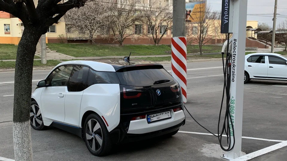 BMW i3