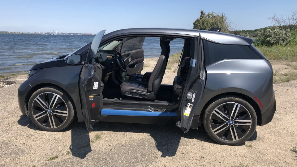 BMW i3