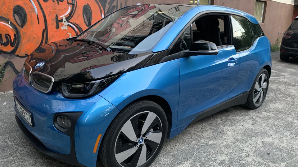 BMW i3 Звірятко