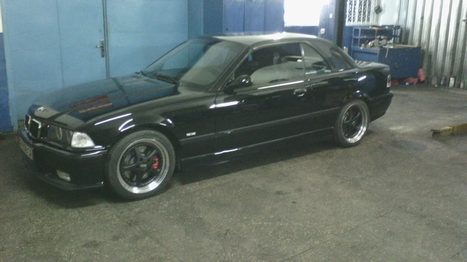 BMW M3 Convertible 3