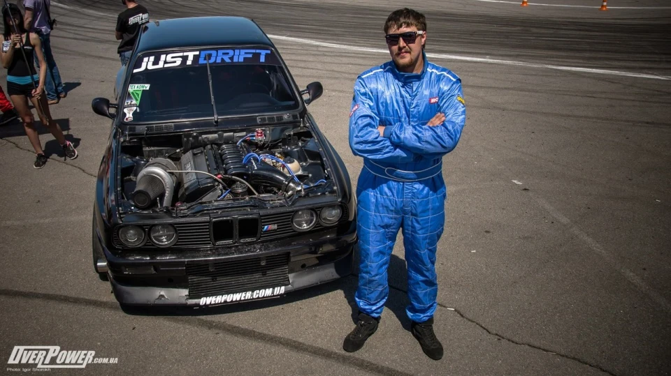 BMW M3 Coupe style 3.0 turbo 5