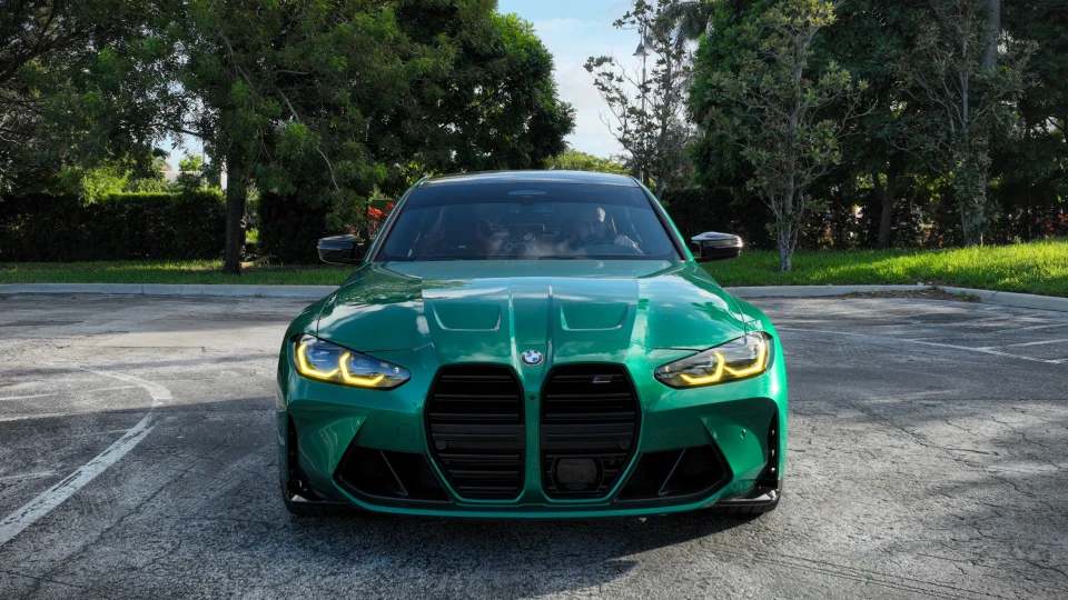 BMW M3 Competition AWD 5