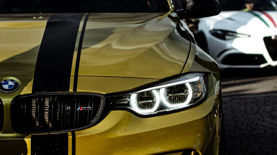 BMW M3 Golden Bitch