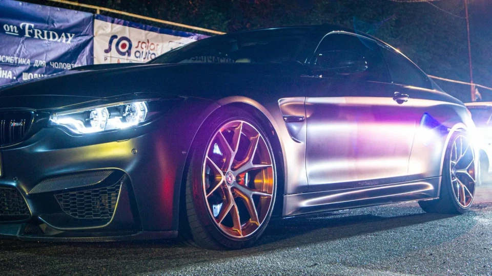 BMW M4 Coupe 3