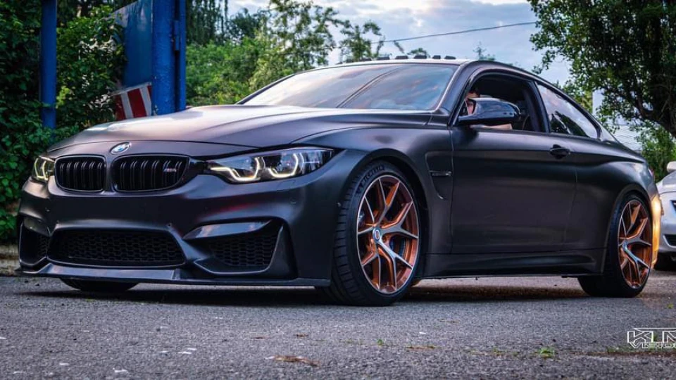 BMW M4 Coupe 5