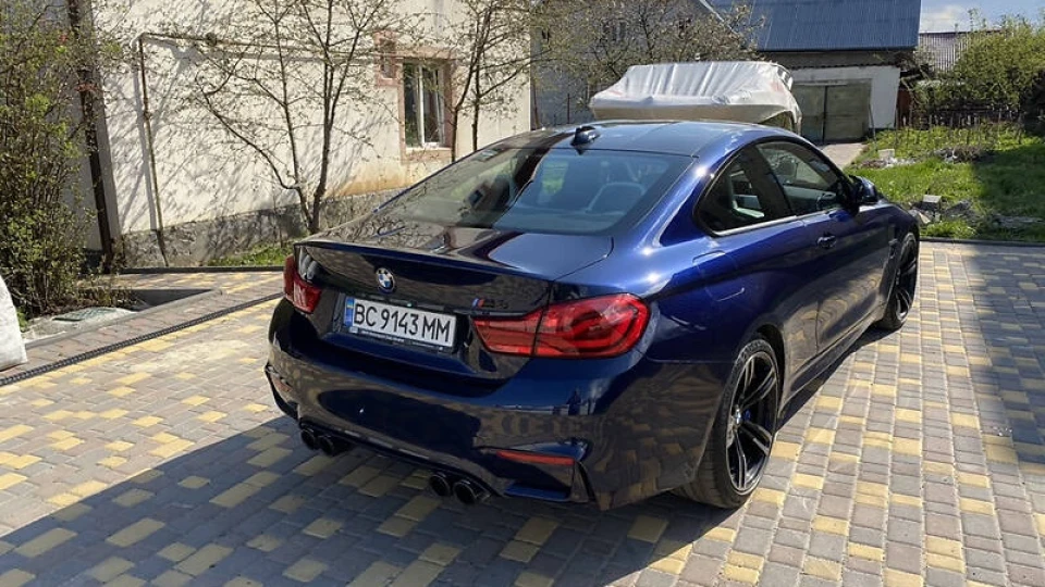 BMW M4 Coupe M4nster 2