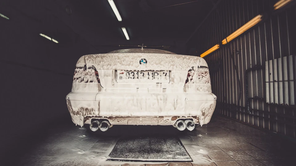 BMW M5 2