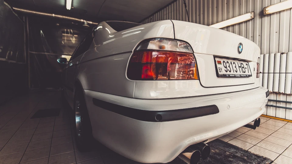 BMW M5 5