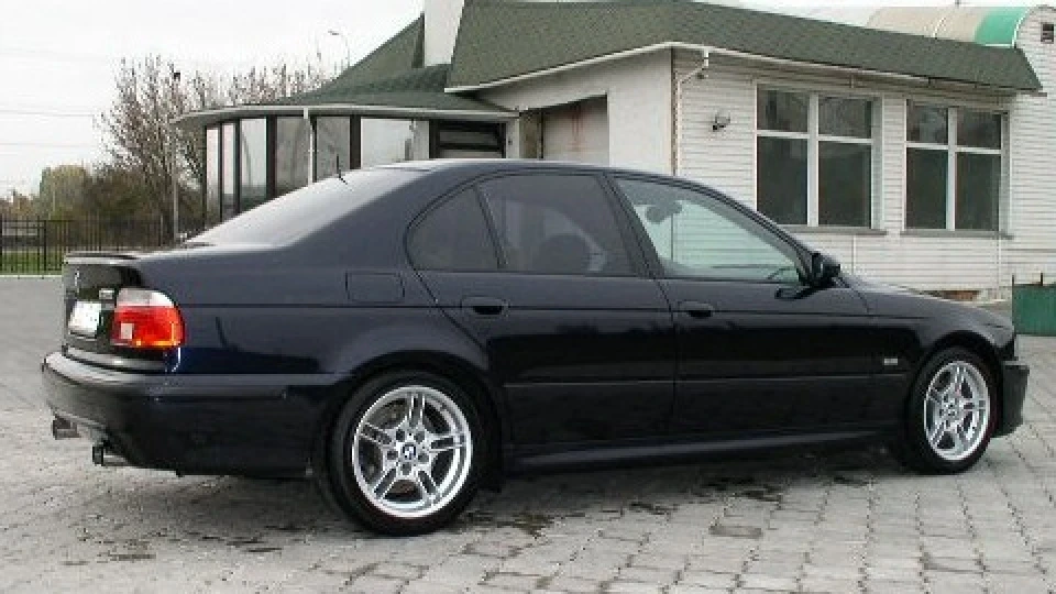 BMW M5 5