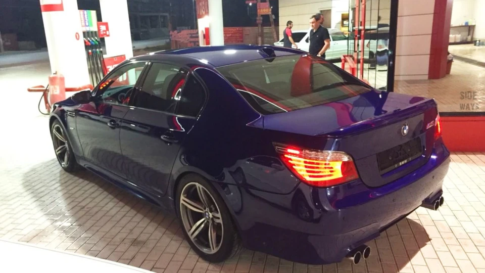 BMW M5 5