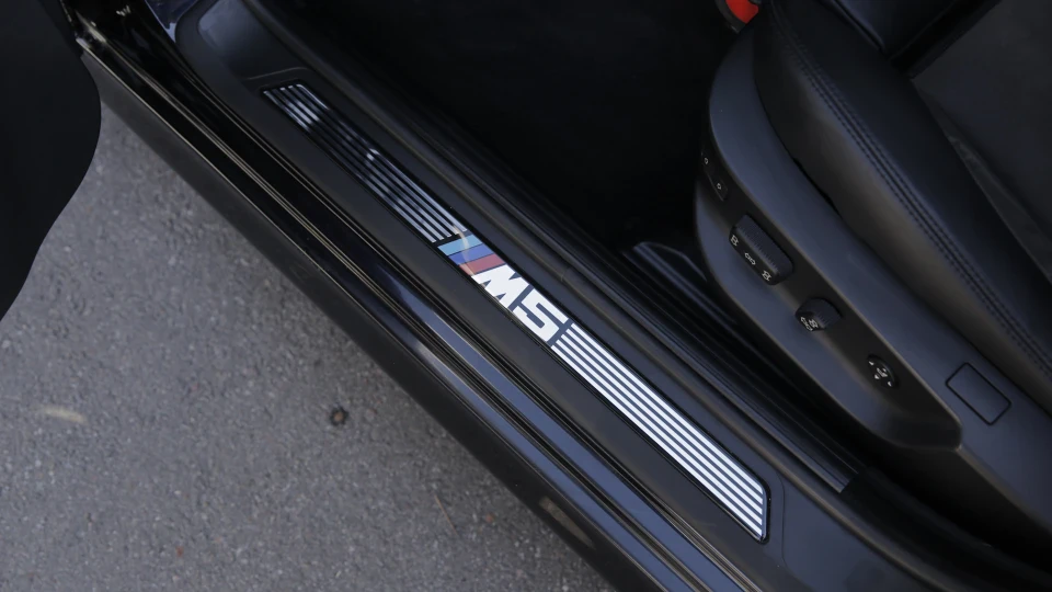 BMW M5 4