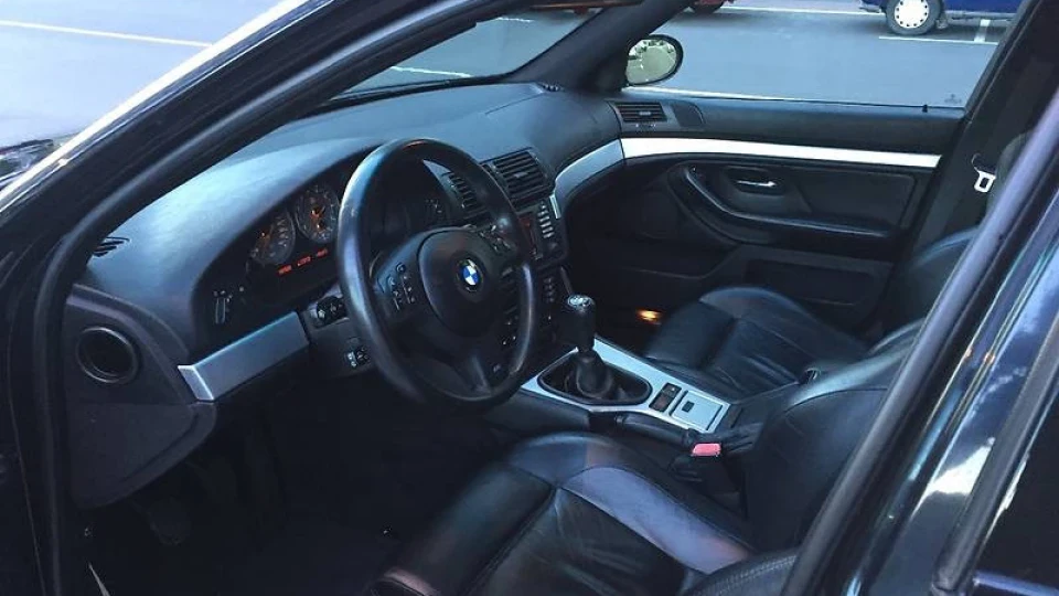 BMW M5 ///Carbon Schwarz 4