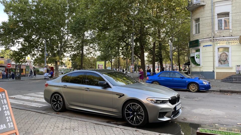 BMW M5 Competition 4