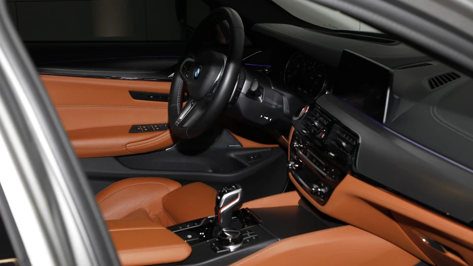 BMW M5 Competition 5