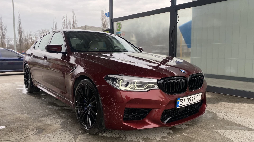 BMW M5 First edition 1/400 2