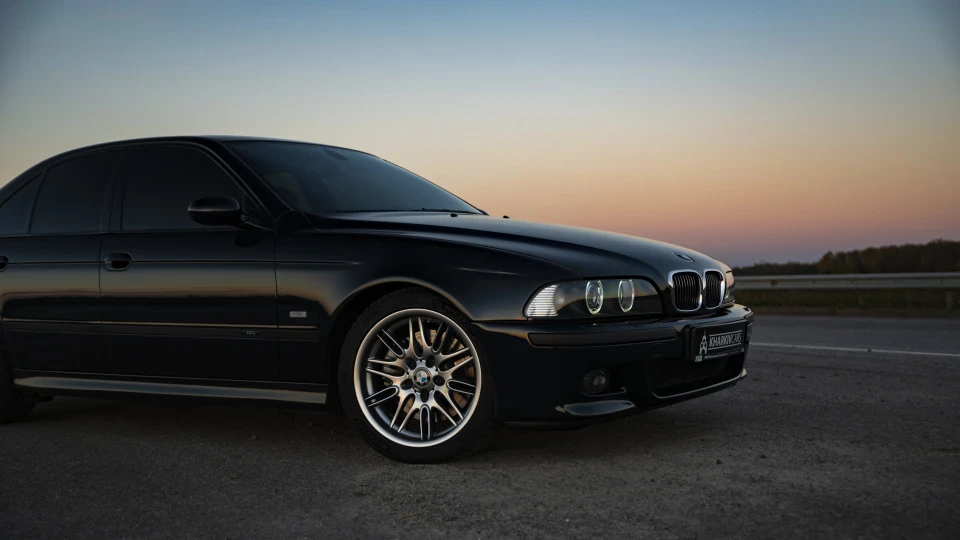 BMW M5 Legend 2