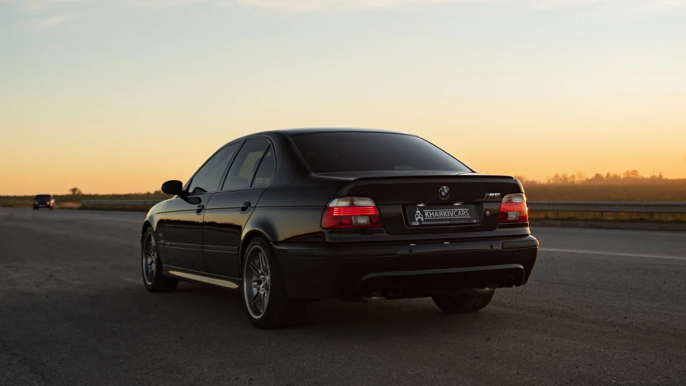 BMW M5 Legend 4
