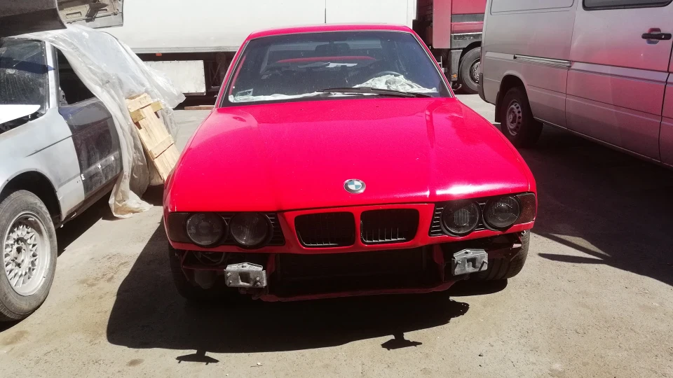 BMW M5 MISANOROT 4