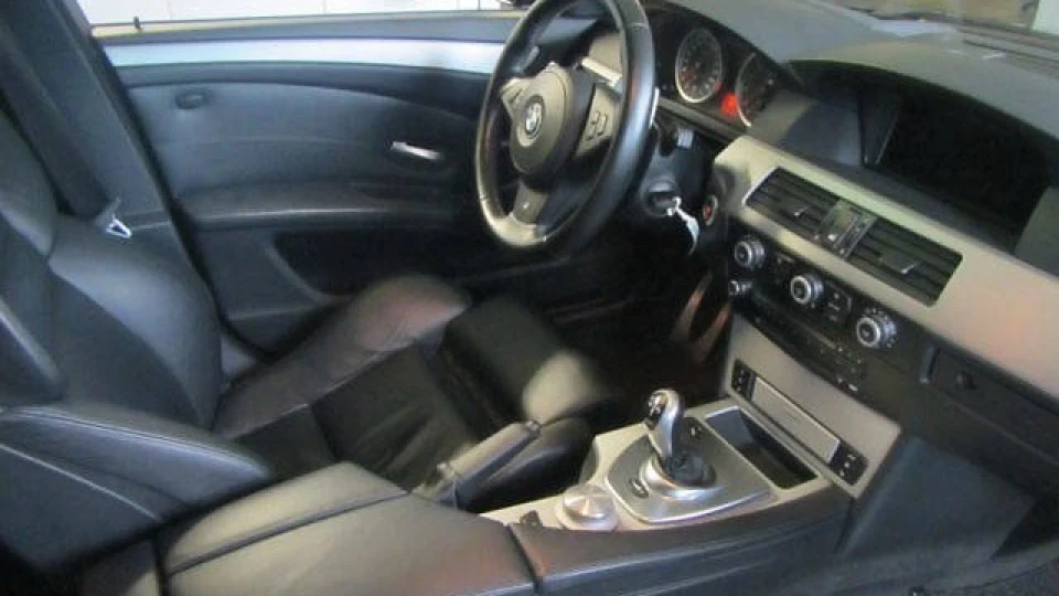 BMW M5 Сарайко 5