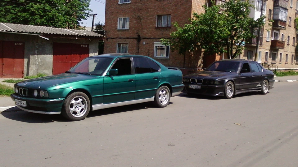 BMW M5 Зелений шершень)) 2