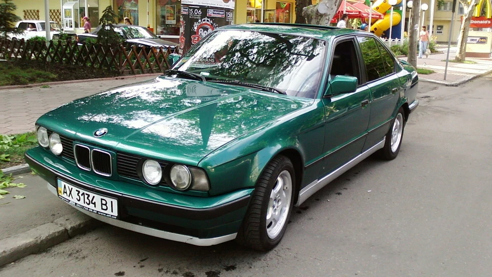 BMW M5 Зелений шершень)) 3