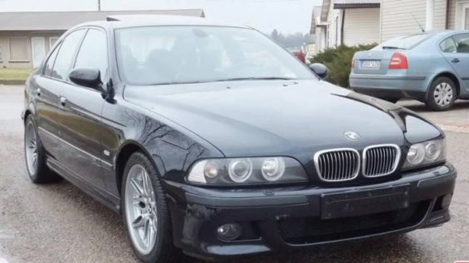BMW M5 звір 4