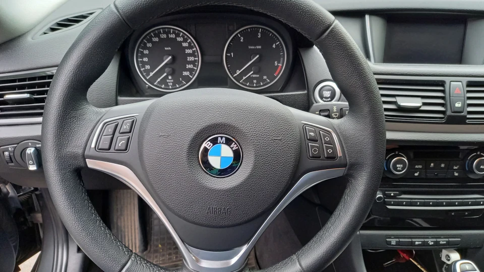 BMW X1 3