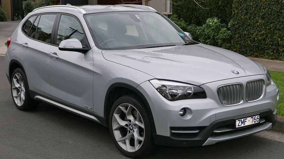 BMW X1 2.0 турбо 245 л.с