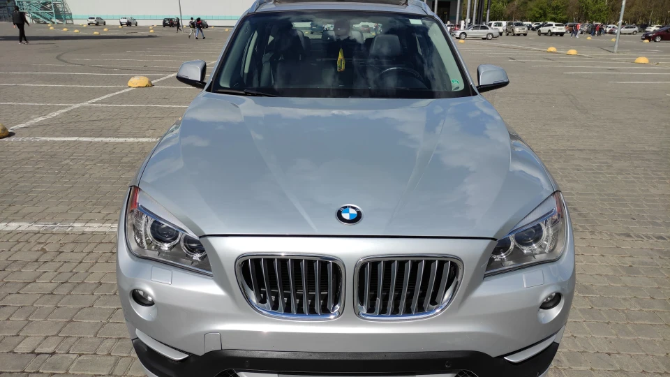 BMW X1 Ракетна бричка 2