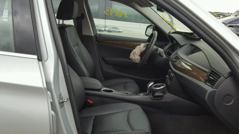 BMW X1 sDrive 28i Американець 5