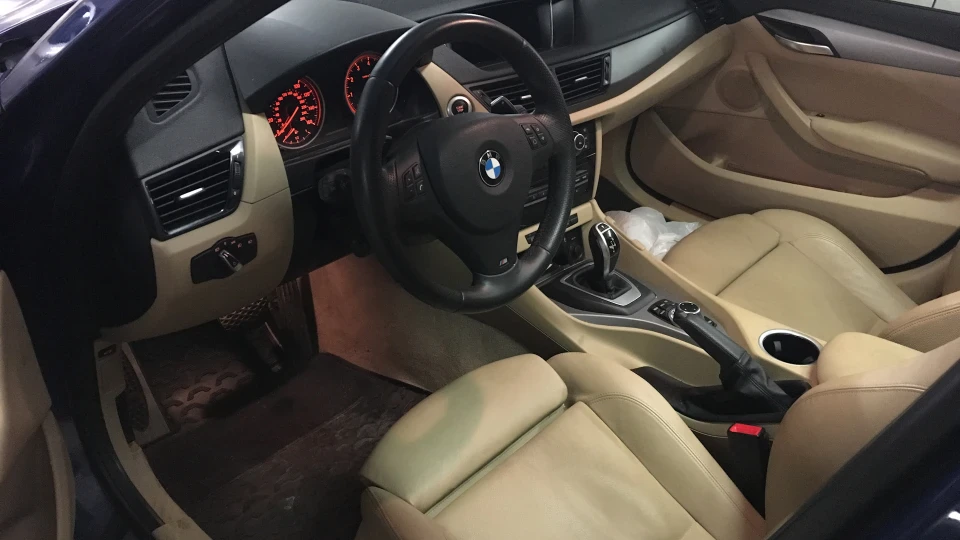 BMW X1 ///xDriveM28i 3