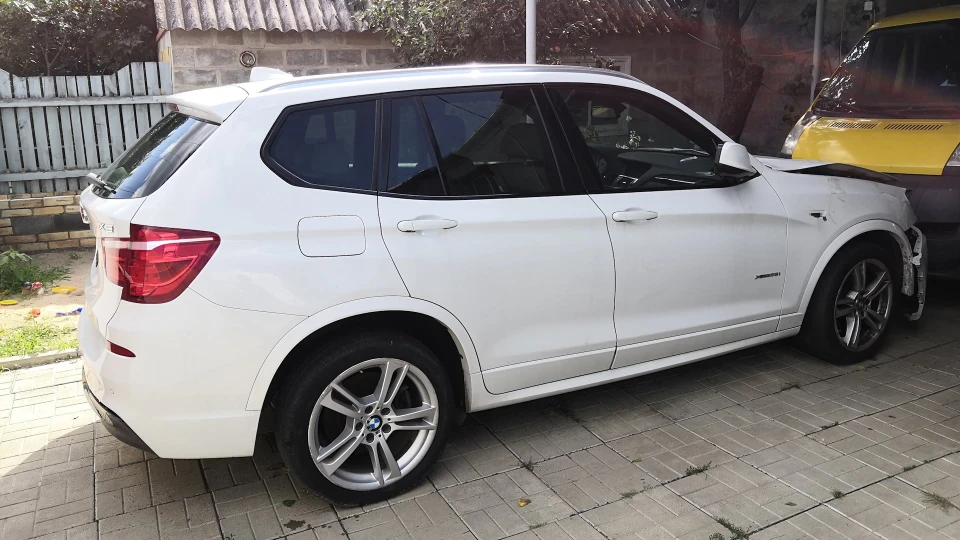 BMW X3 2112 4