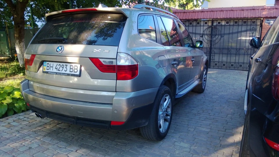 BMW X3 2.5si x-drive 2