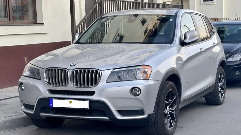 BMW X3 28i USA 3