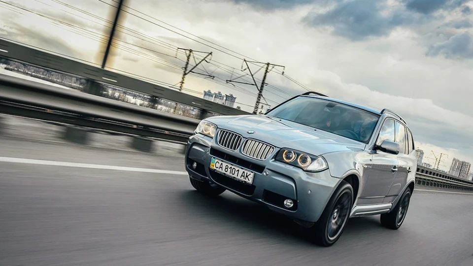 BMW X3 3.0sd кросівок 2
