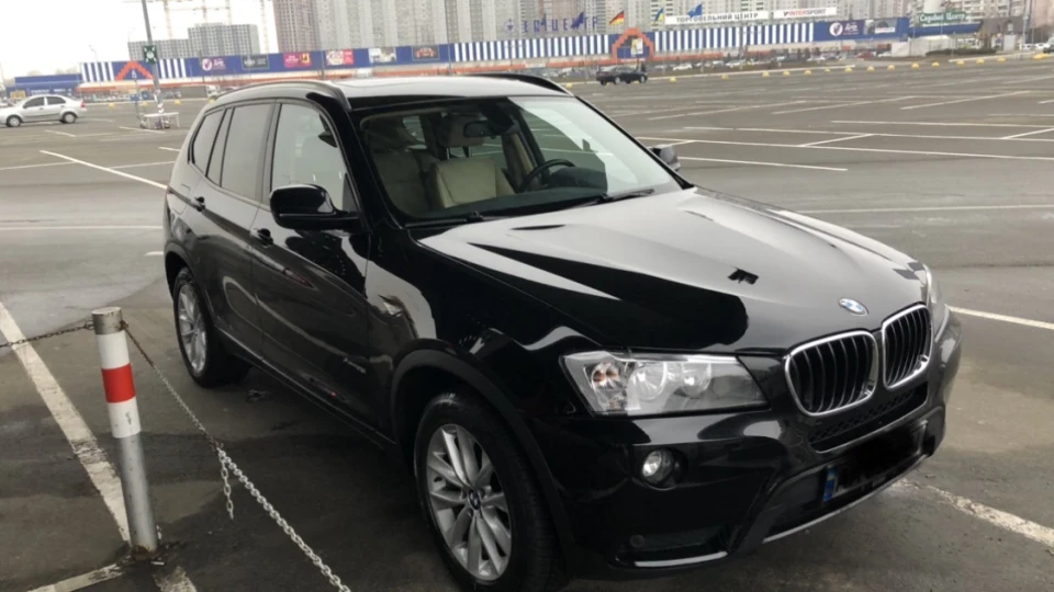 BMW X3 Black turbo from NY 2