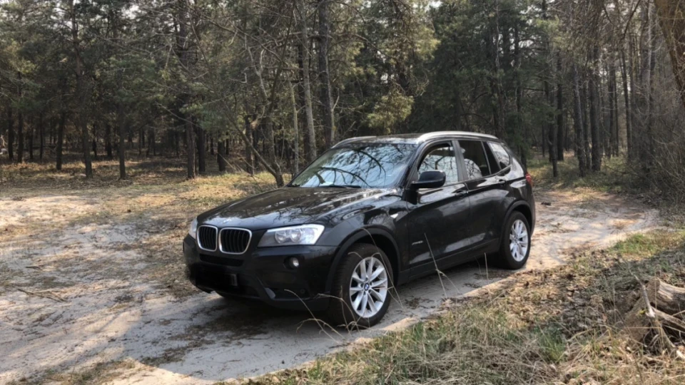 BMW X3 Black turbo from NY 4