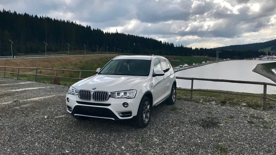 BMW X3 White Hedgehog 5